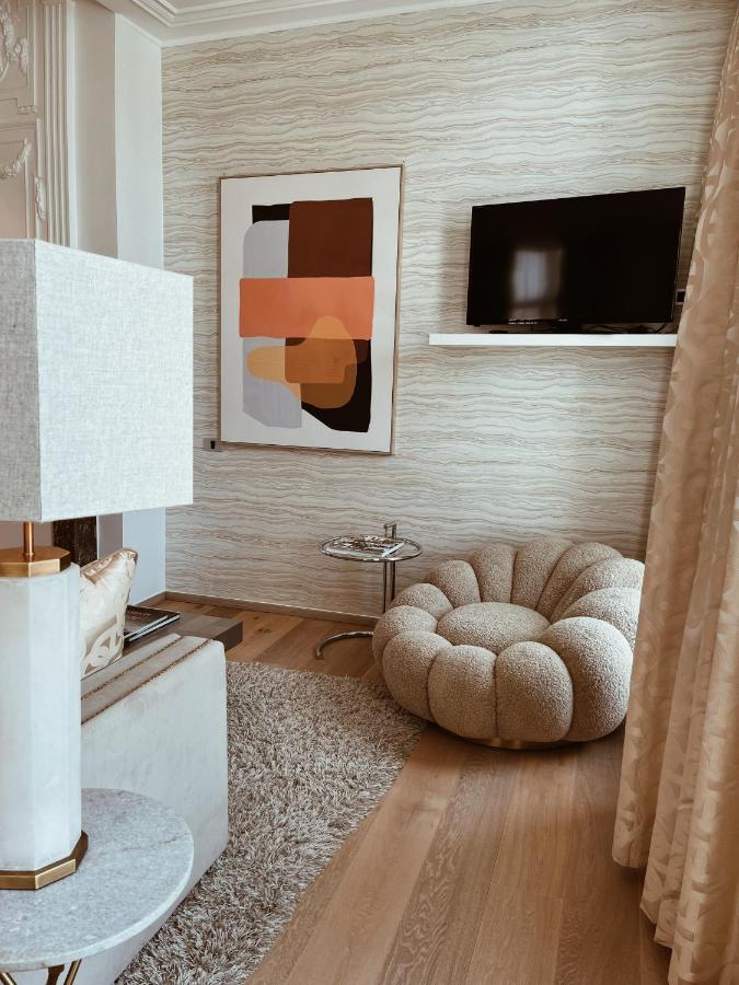 Cleef Hotel 4*